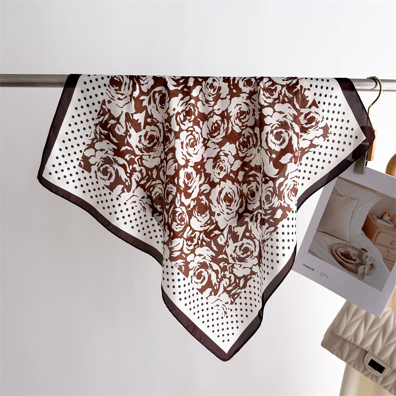 Nuove sciarpe stampate di luss - Luxury Bags China Wholesale recensione e prezzo