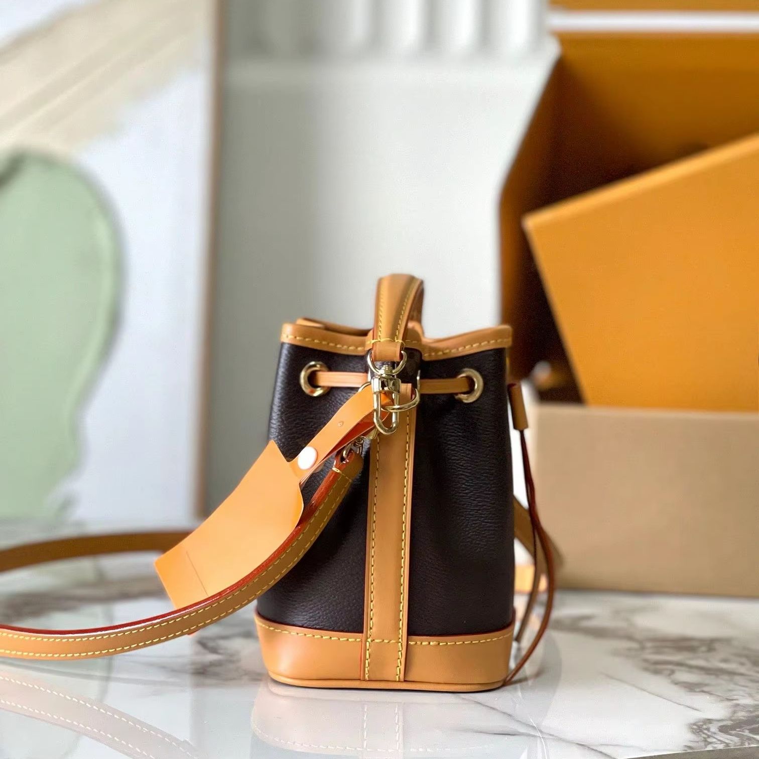 Borsa a secchiello mini in tel - Tote Bag Leather Monogram recensione e prezzo
