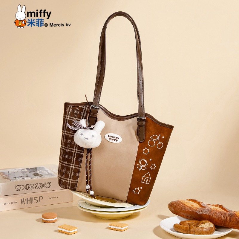 Borsa Tote Miffy Kawaii Anime  - Luxury Bags Edit recensione e prezzo