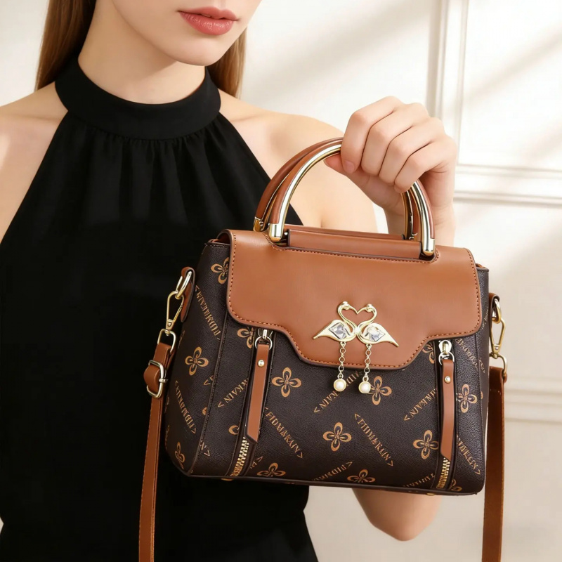 Borse di lusso leggere, borset - Luxury Bags To Buy recensione e prezzo