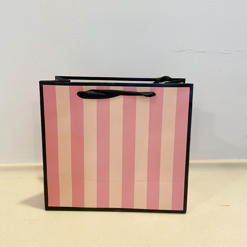 5 pezzi personalizza il tuo Lo - Luxury Bags Brand Names recensione e prezzo
