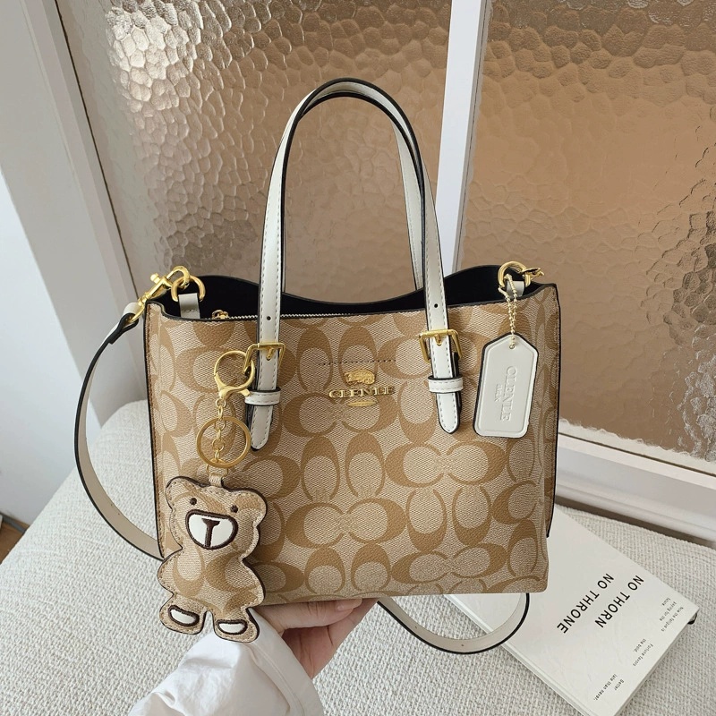 Elegante Borsa a Mano con Mono - Tote Bag Leather Monogram recensione e prezzo